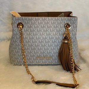 MICHAEL Michael Kors Jet Set Chain Signature